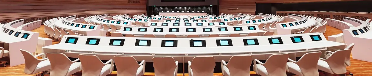 Skærme til møde- og konferencelokaler